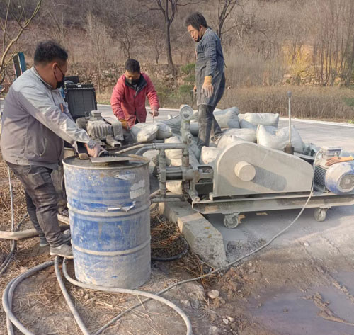 沿河路面下沉注浆